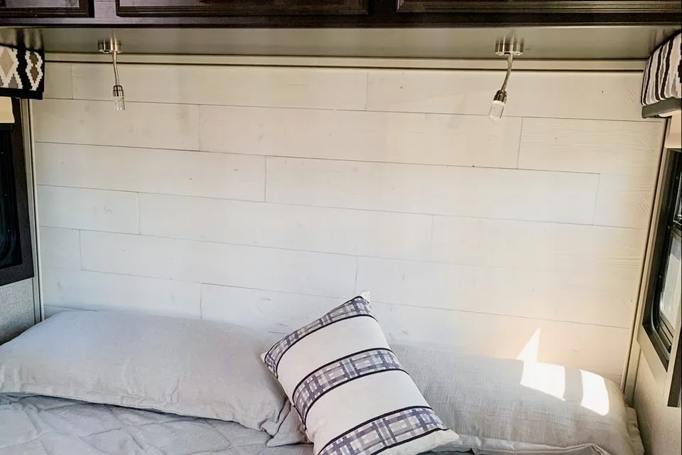 Farmhouse On Wheels