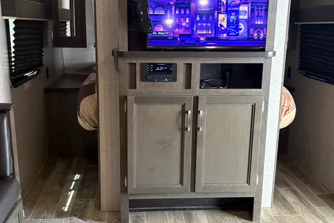 Michelle's Jayco Jay Flight Travel Trailer