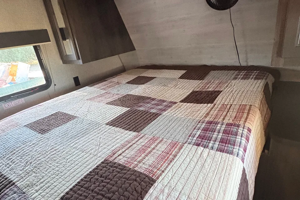 Michelle's Jayco Jay Flight Travel Trailer