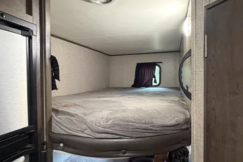 Michelle's Jayco Jay Flight Travel Trailer