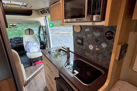 Adventure Van - Built for the Beach! - 2018 Hymer Aktiv