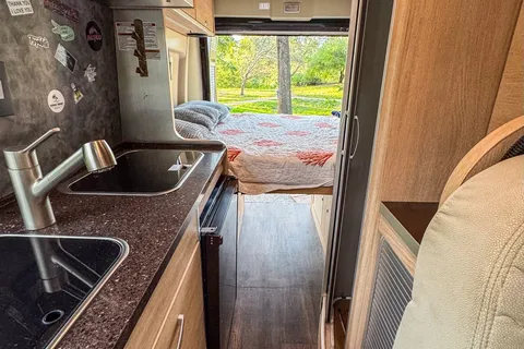 Adventure Van - Built for the Beach! - 2018 Hymer Aktiv