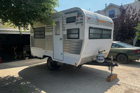 RUSTIC CABIN ON WHEELS!!