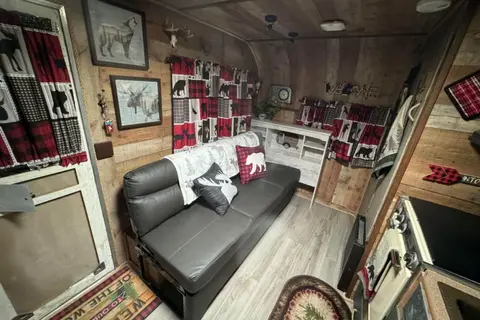RUSTIC CABIN ON WHEELS!!