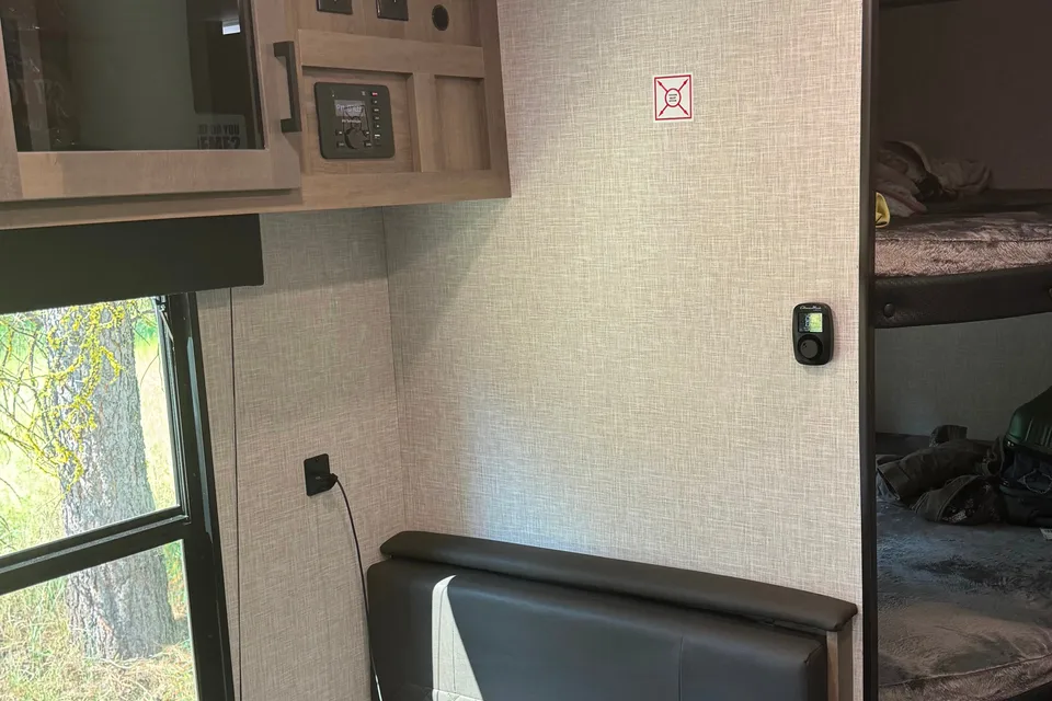 Beckler Family Jayco 260BHW