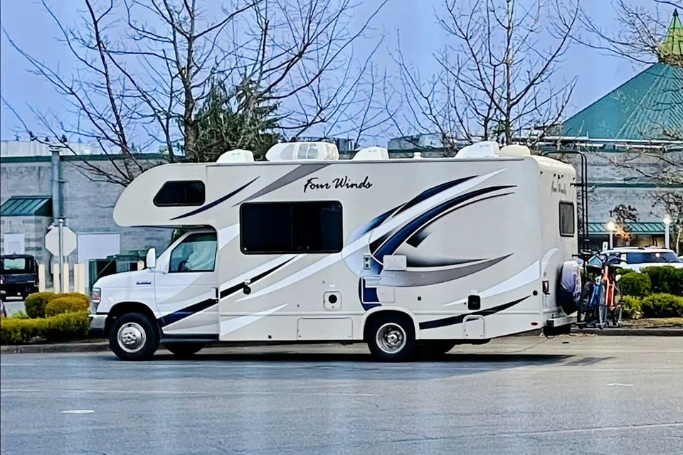 Clarence the Camper - 2018 Thor Motor Coach Four Winds 22E Class C