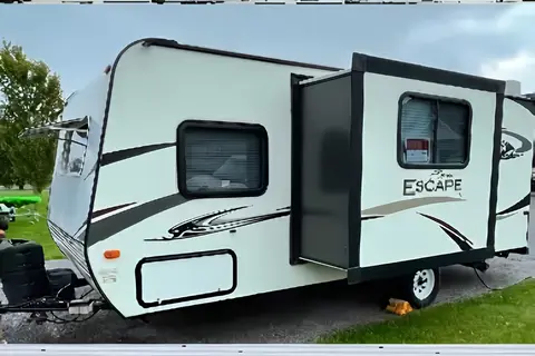 902 RV Rentals K-Z Spree Escape Travel Trailer