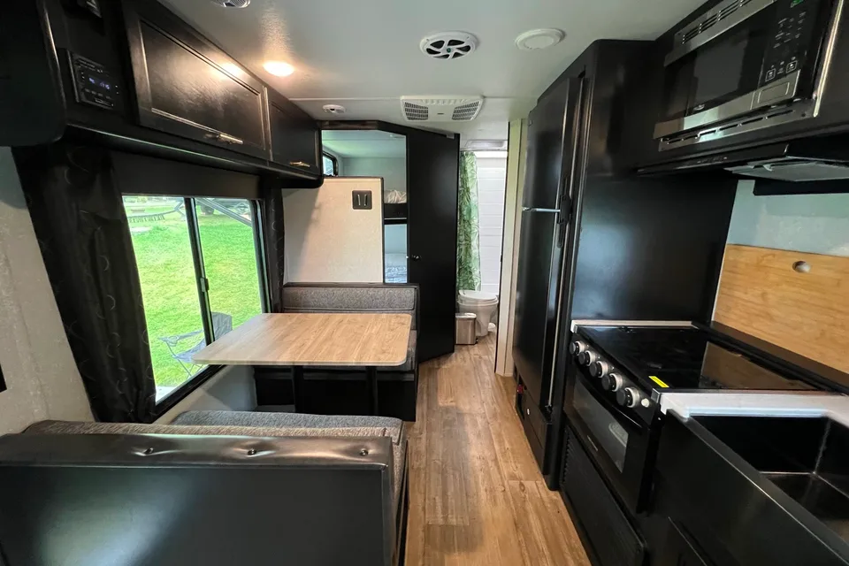 Alexandre's Greywolf 22mkse Travel Trailer
