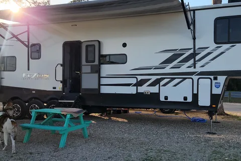 "Garage-ma-hal" Impact Toy Hauler