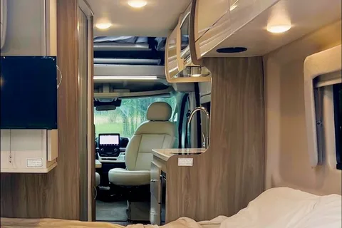 Thor Tellaro Motorhome 