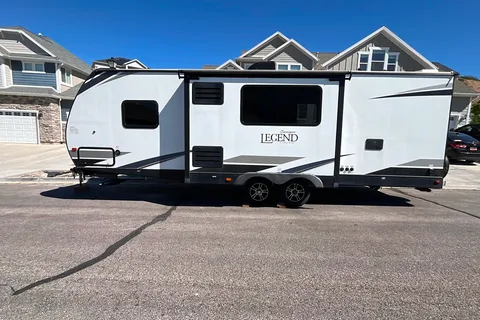 Wonderlost travel trailer