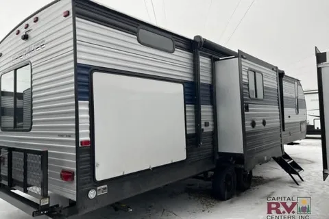 Lael Family Bunk House