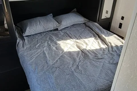 Lael Family Bunk House