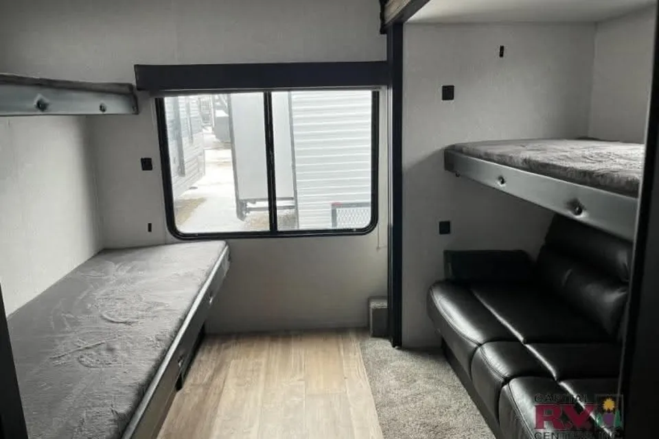 Lael Family Bunk House