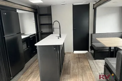 Lael Family Bunk House