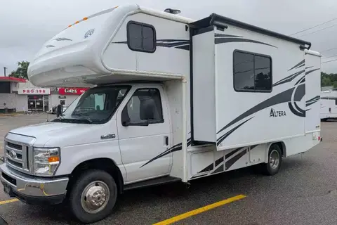 Fleet #C12 Class C with Dinette Slideout – Spacious Comfort for Families (Sleeps 4 Adults + 2 Kids)