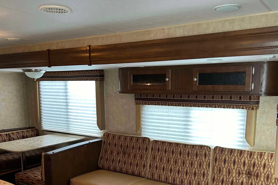 Brittany's Spacious Sport Trek Family Friendly Travel Trailer