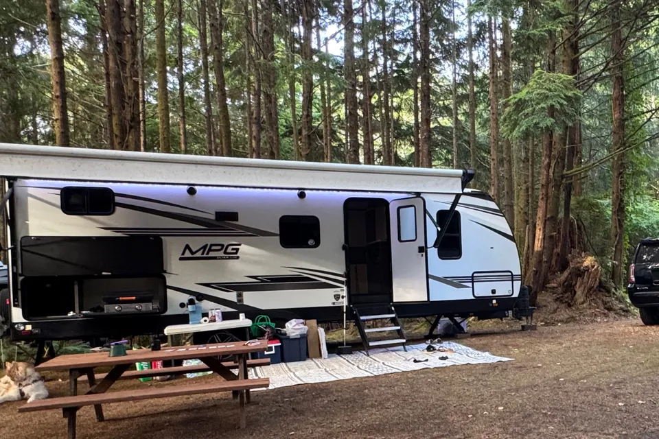 Nicole's Cruiser RV MPG Travel Trailer