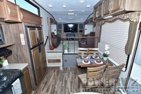 2015 37' Keystone Cougar Fifth Wheel
