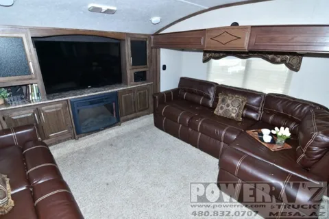 2015 37' Keystone Cougar Fifth Wheel
