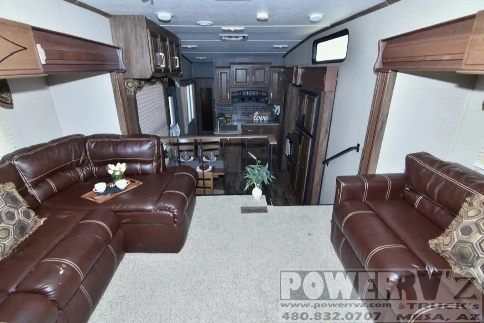2015 37' Keystone Cougar Fifth Wheel
