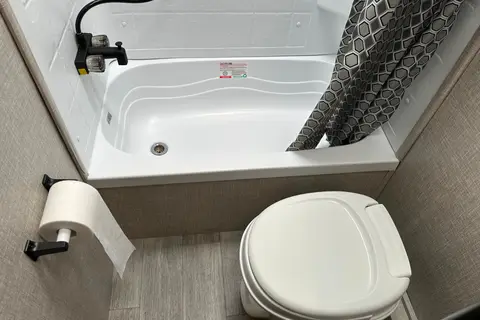 Sam's Jayco Jay Flight SLX 8 Travel Trailer