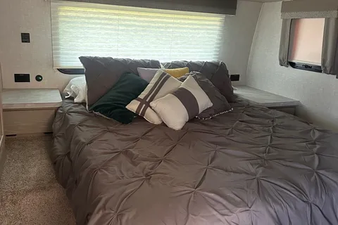 Karie's Forest River Flagstaff ultralite Travel Trailer