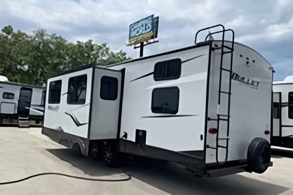 Janowiak Keystone Bullet Travel Trailer