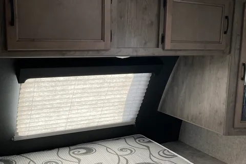 Smith’s Coachmen Apex Travel Trailer
