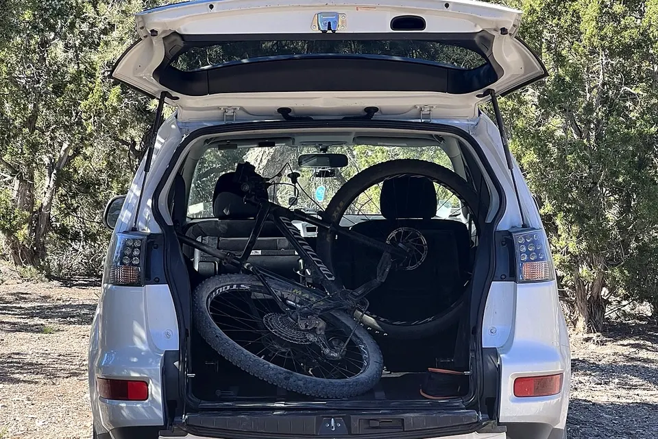 Vegas And The Van Outlander Camper