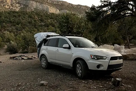 Vegas And The Van Outlander Camper