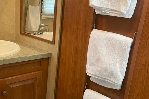 Laurel's Embassy Triple e Class A