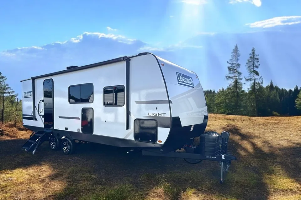 Spacious Bunkhouse RV | Perfect for Family Trips | Easy Tow!