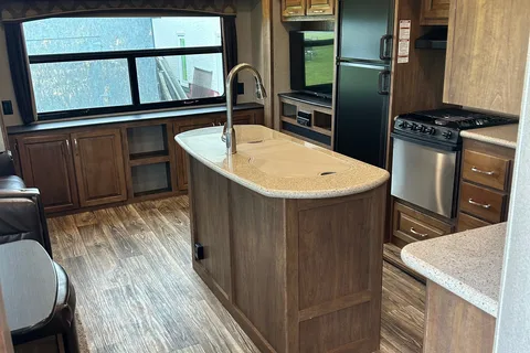 Alyssa's Keystone Laredo Fifth Wheel
