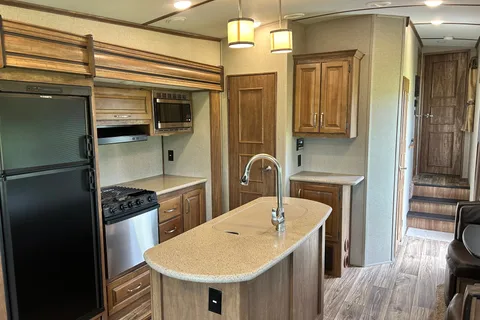 Alyssa's Keystone Laredo Fifth Wheel