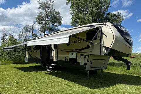 Alyssa's Keystone Laredo Fifth Wheel