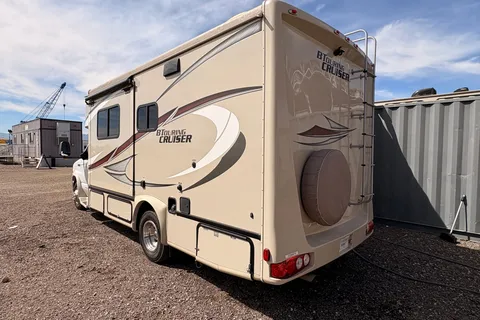 Park Anywhere! Maneuverable B+ Motorhome