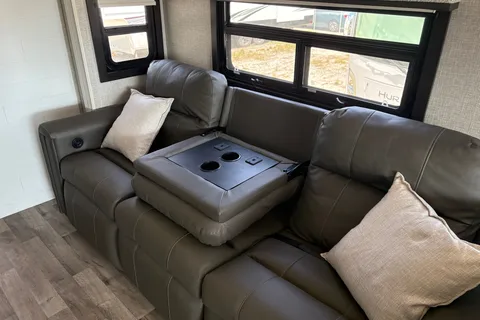 Joe's Jayco Precept Class A