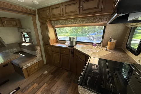 Mike & Kim's Cozy RV