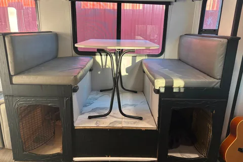 Victoria's Heartland Mallard M260 Travel Trailer