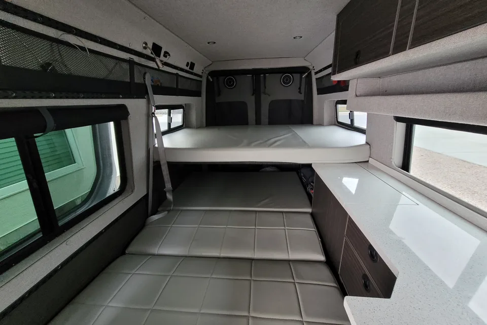Utah Adventure Van - Yellowstone to Zion!
