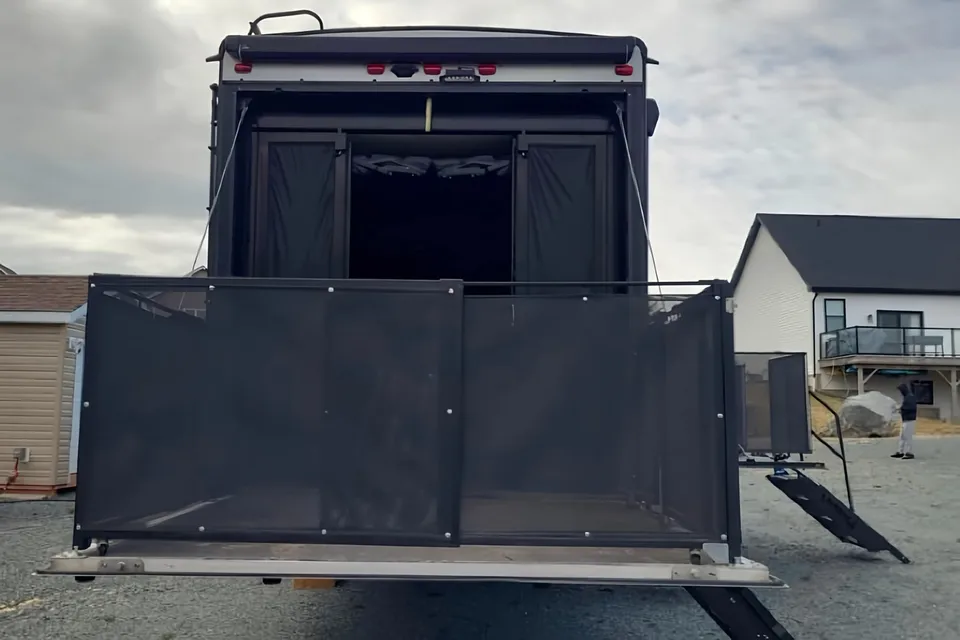 Chris's KZ Venom 4113tk Fifth Wheel Toy Hauler