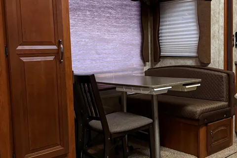 Keystone 276rls Fifth Wheel