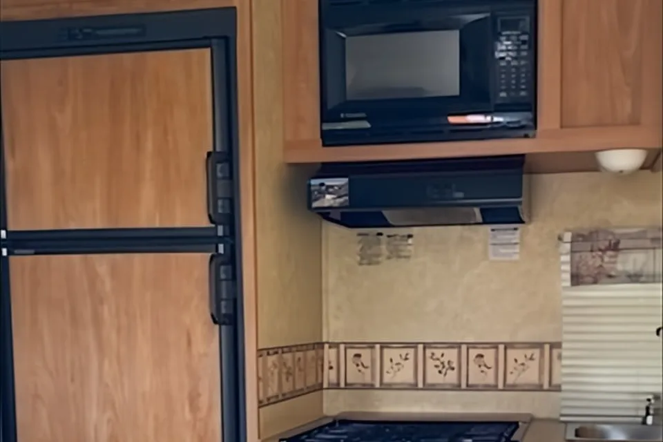 Mark's Starcraft Travelstar Hybrid
