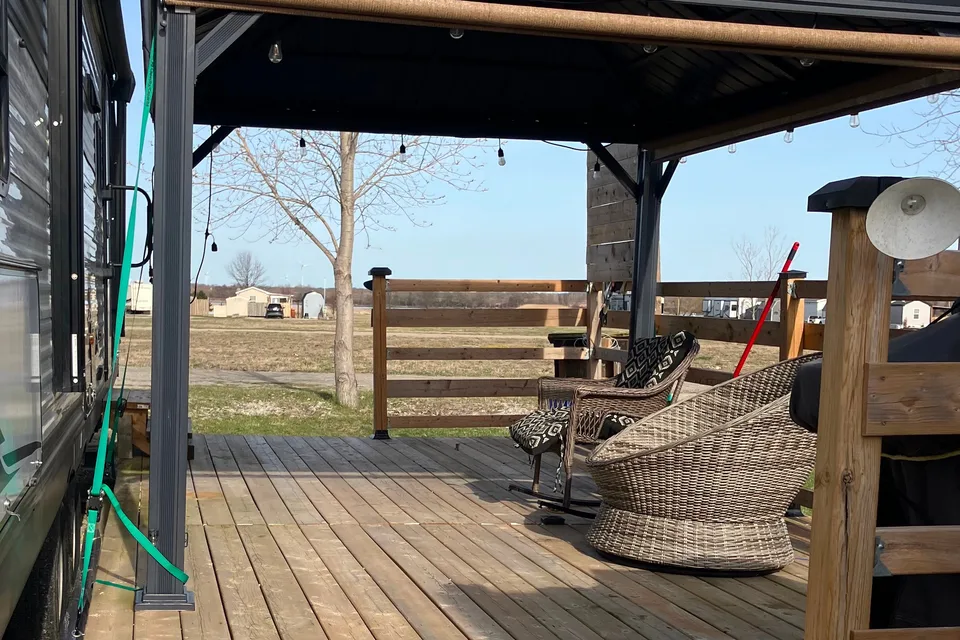 Deborah & Tony’s Trottage Glamping on the Grand River
