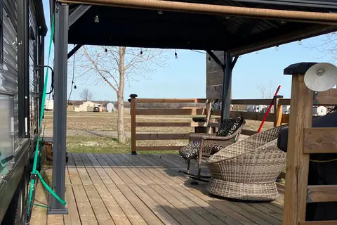 Deborah & Tony’s Trottage Glamping on the Grand River