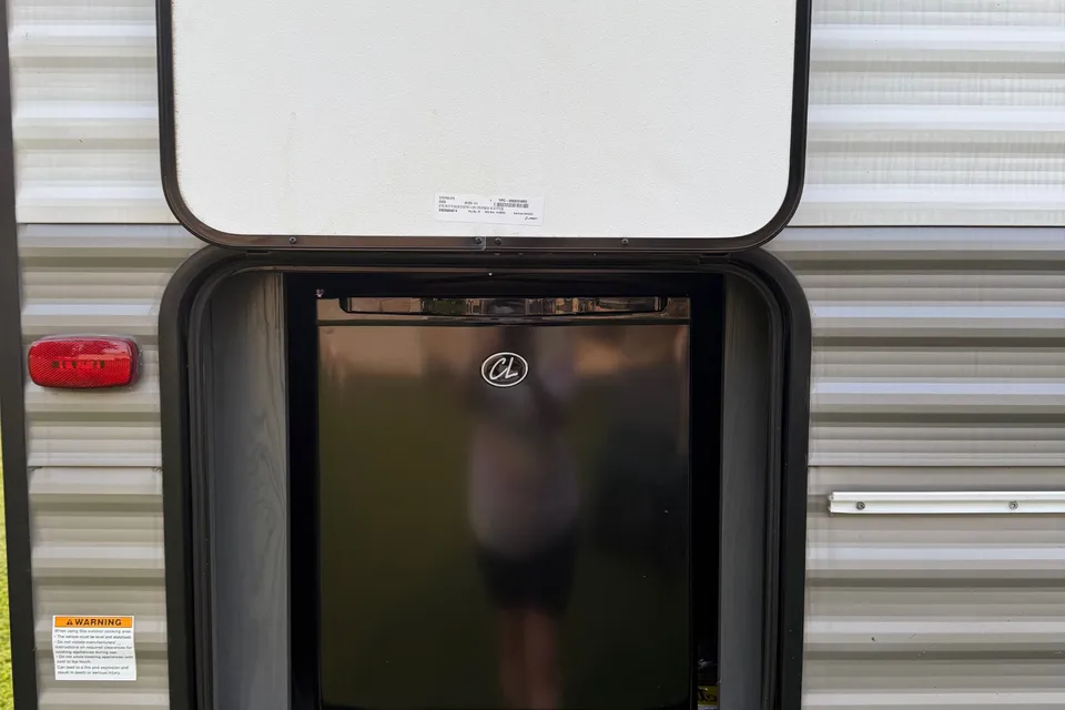 Western KY CamperRentals- 34ft bunk and private queen with 2bath