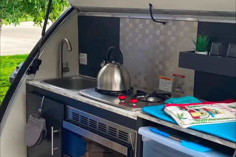 Glamping Tagalong - 2022 Nucamp T@G 