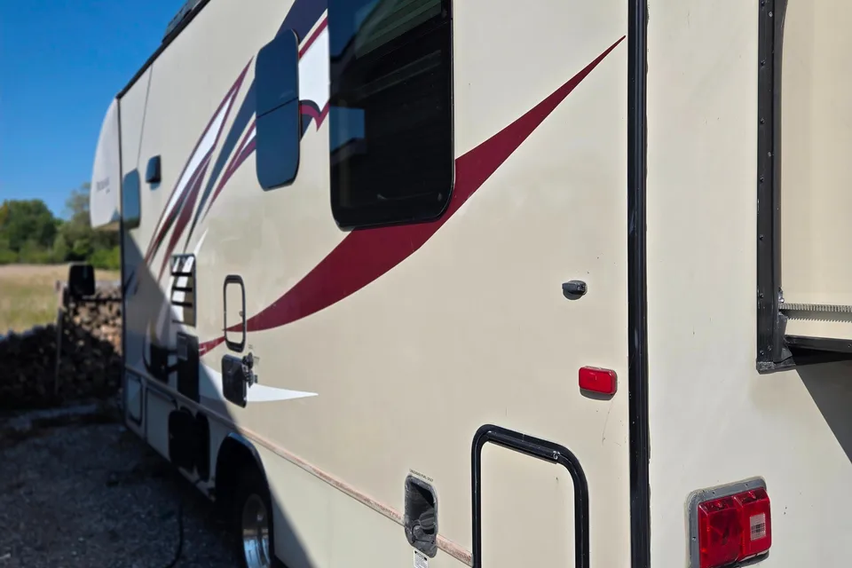 Daniel's Ford Jayco certified Class C