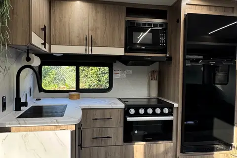Luxury Family Bunkhouse | Delivered & Setup for You